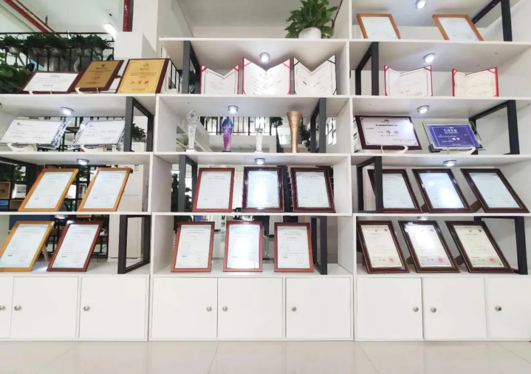 1728436481693261.jpg 640.webp (3).jpg